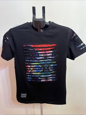 NWT Switch Remarkable Razor Slashed Graphic T-Shirt (black)